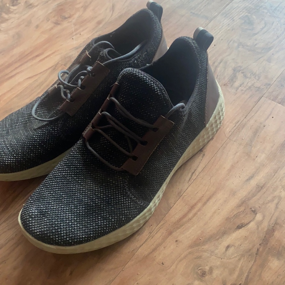 DrScholls shoes, size 11